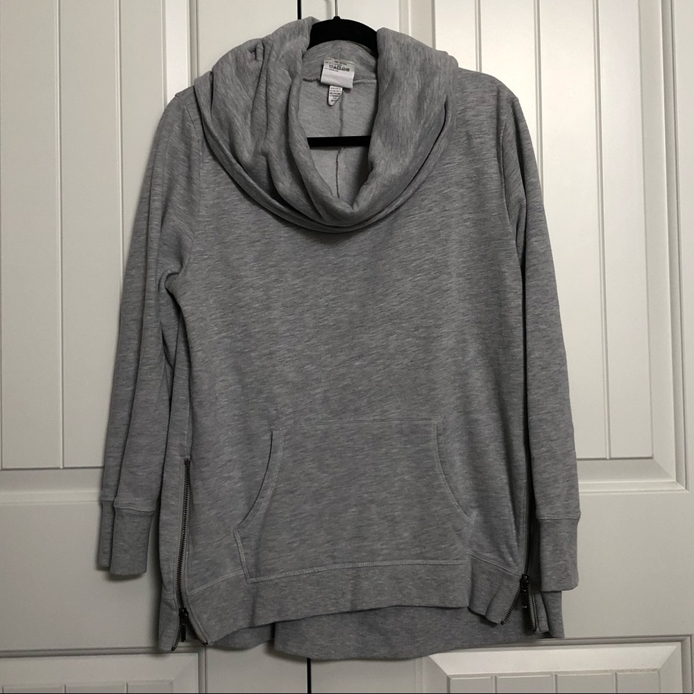 ON Active Cowlneck Sweatshirt